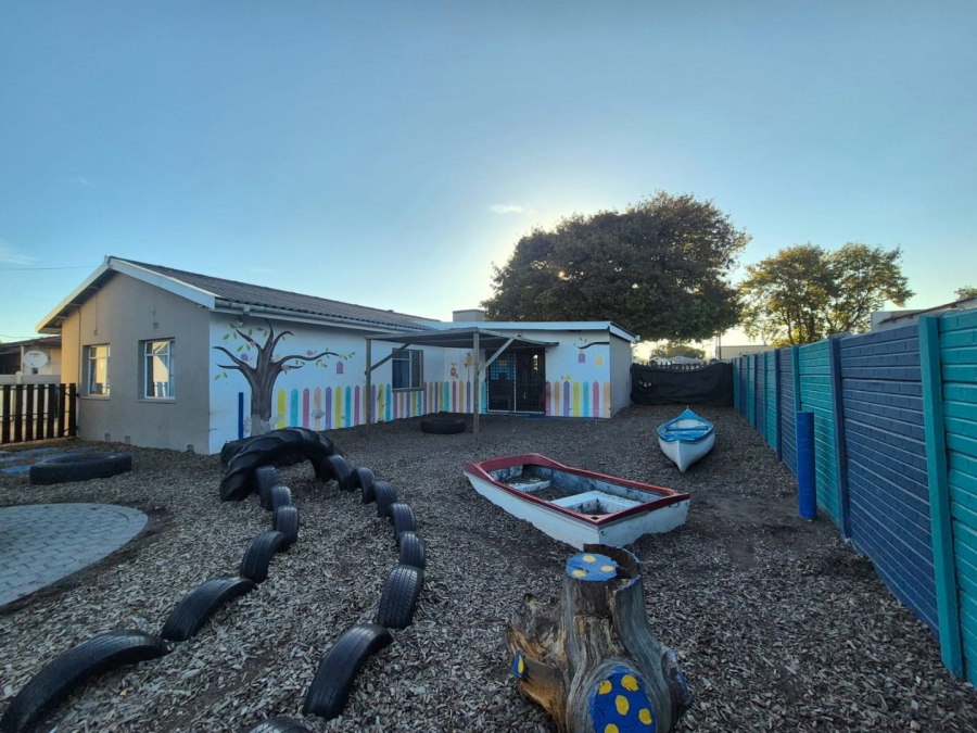 8 Bedroom Property for Sale in George South Western Cape